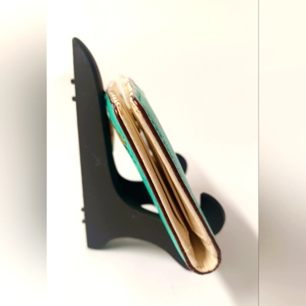 Kate Spade Mikas Avenue Teal Bifold Wallet EUC - Picture 6 of 8
